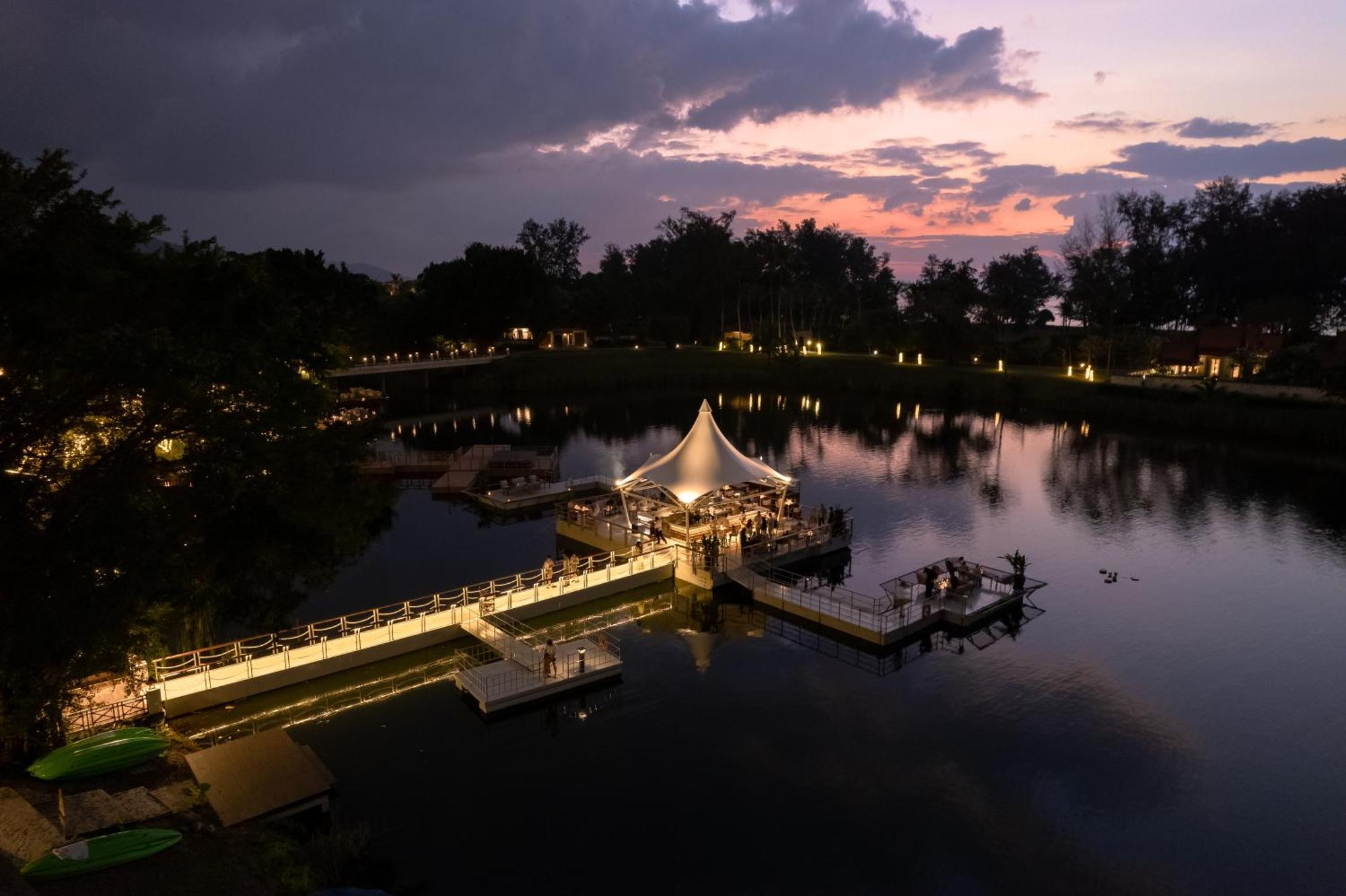 Banyan Tree Phuket Hotel Plaja Bang Tao Exterior foto